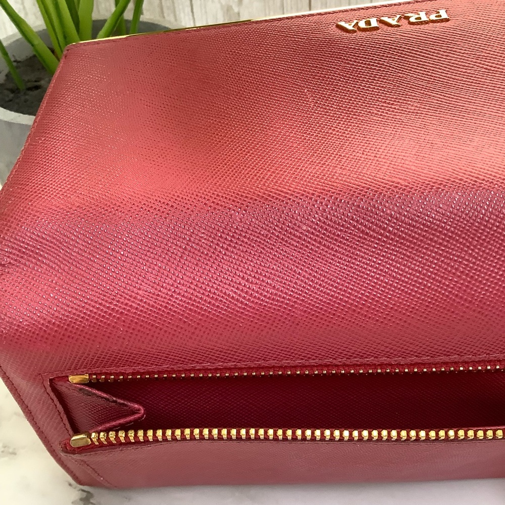 GUC Prada Saffiano Leather Long Wallet - Picture 8 of 8